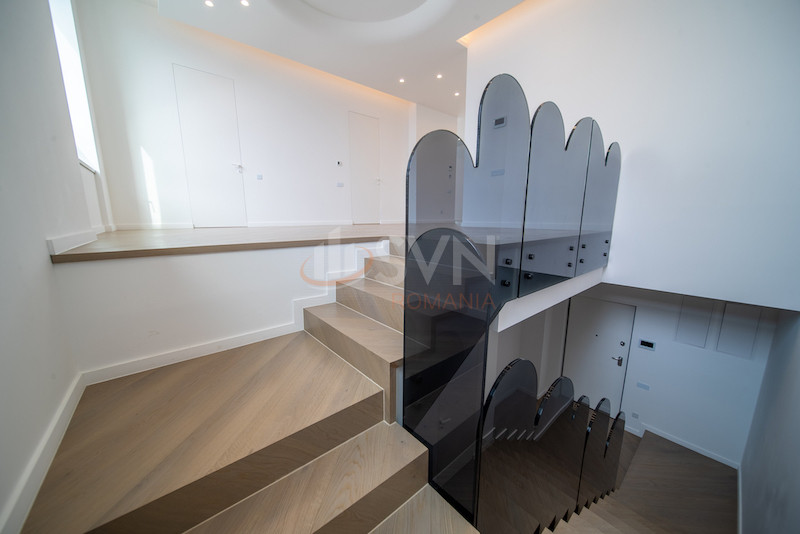 Apartament, 4 camere Bucuresti/Aviatiei