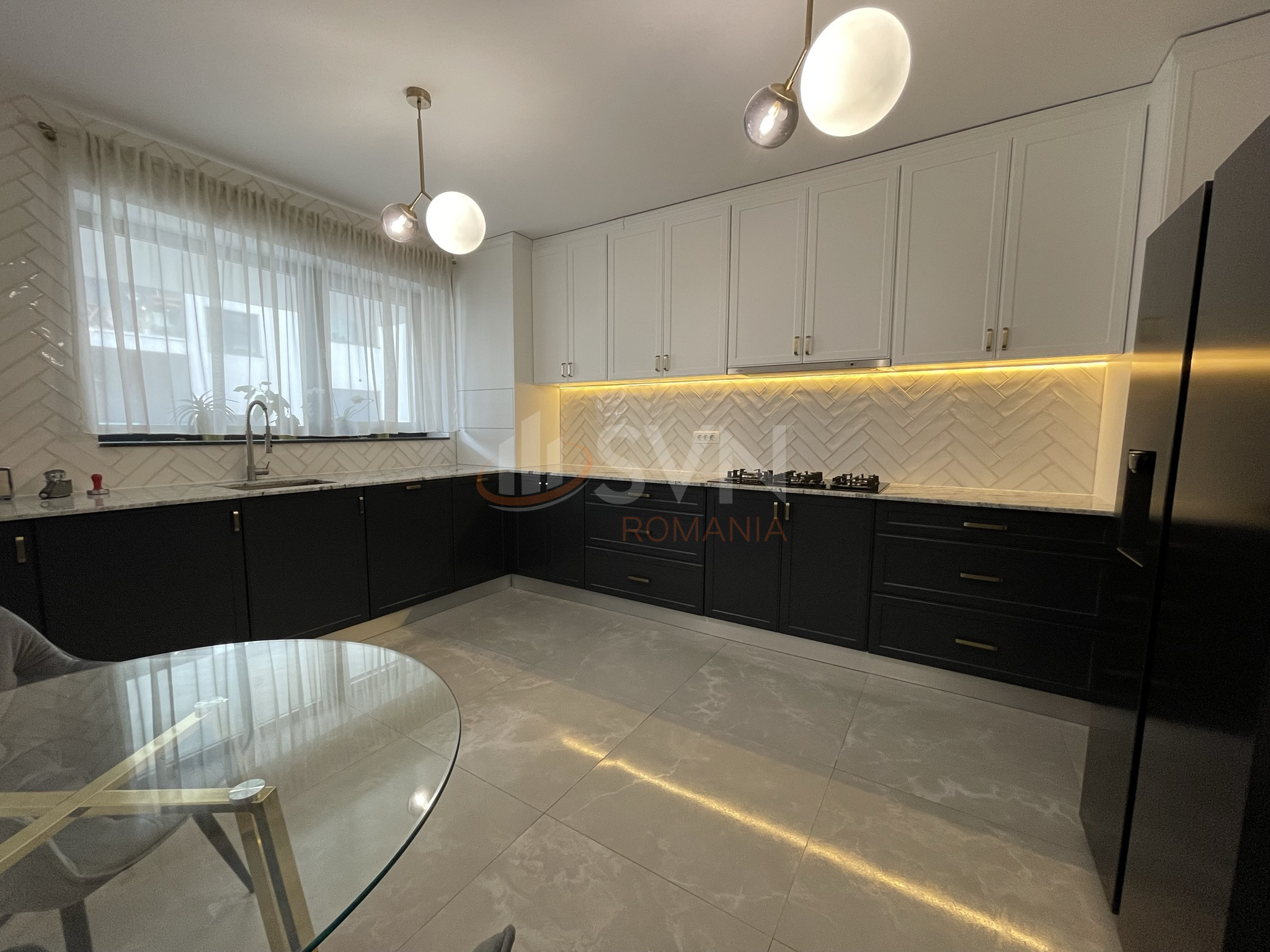 Apartament, 4 camere Bucuresti/Baneasa