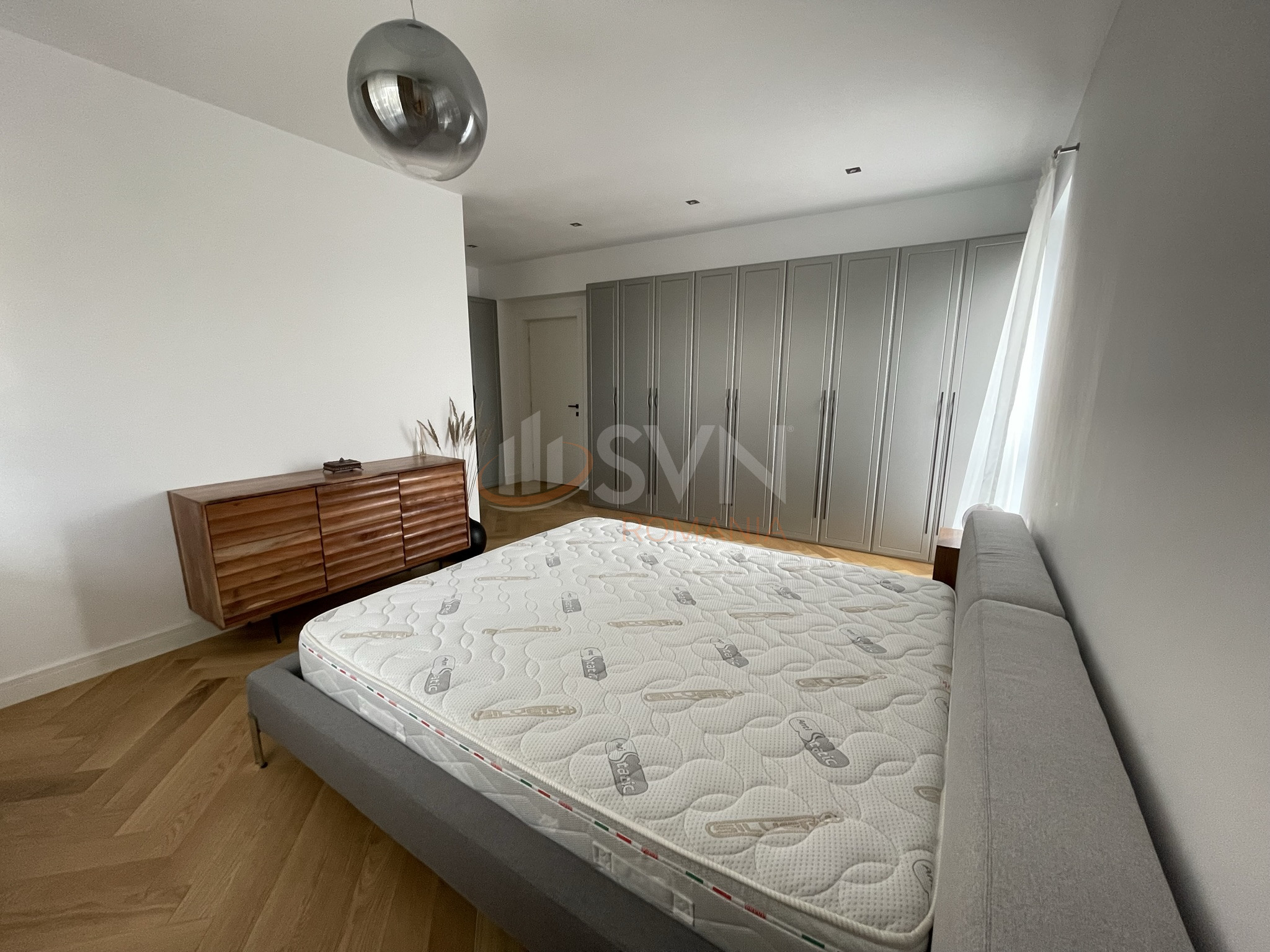 Apartament, 4 camere Bucuresti/Baneasa