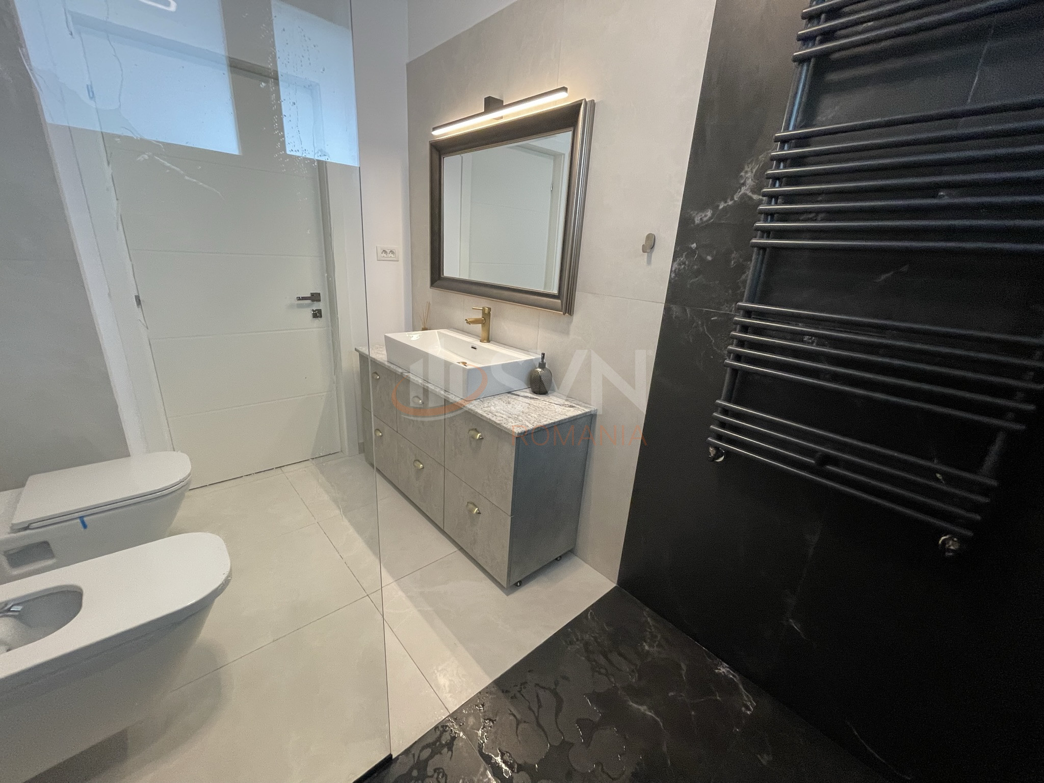 Apartament, 4 camere Bucuresti/Baneasa