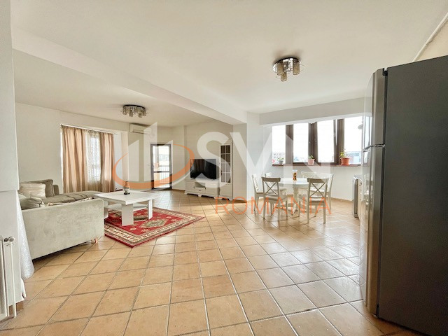Apartament, 4 camere Bucuresti/Sisesti