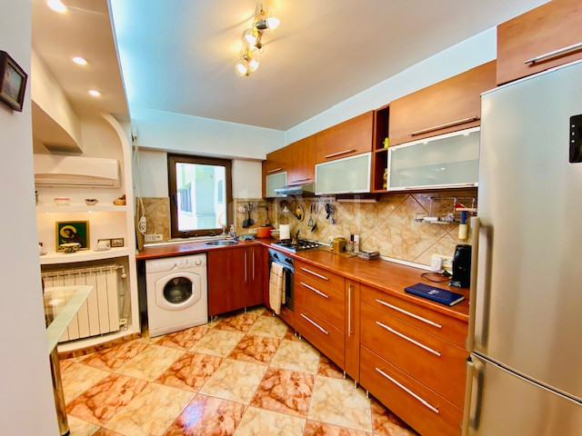 Apartament, 4 camere Bucuresti/Iancului