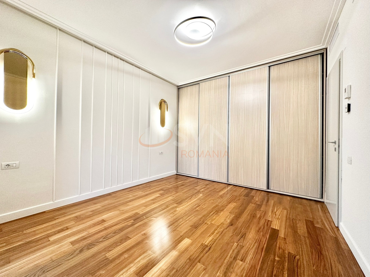 Apartament, 4 camere Bucuresti/Capitale