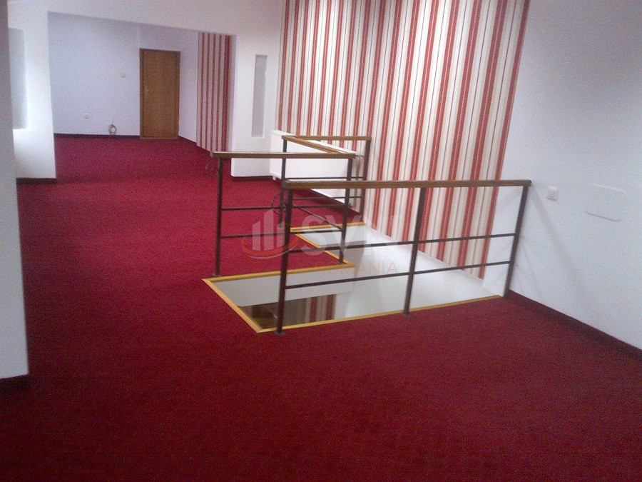 Apartament, 4 camere Bucuresti/Dacia