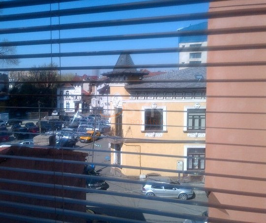 Apartament, 4 camere Bucuresti/Dacia