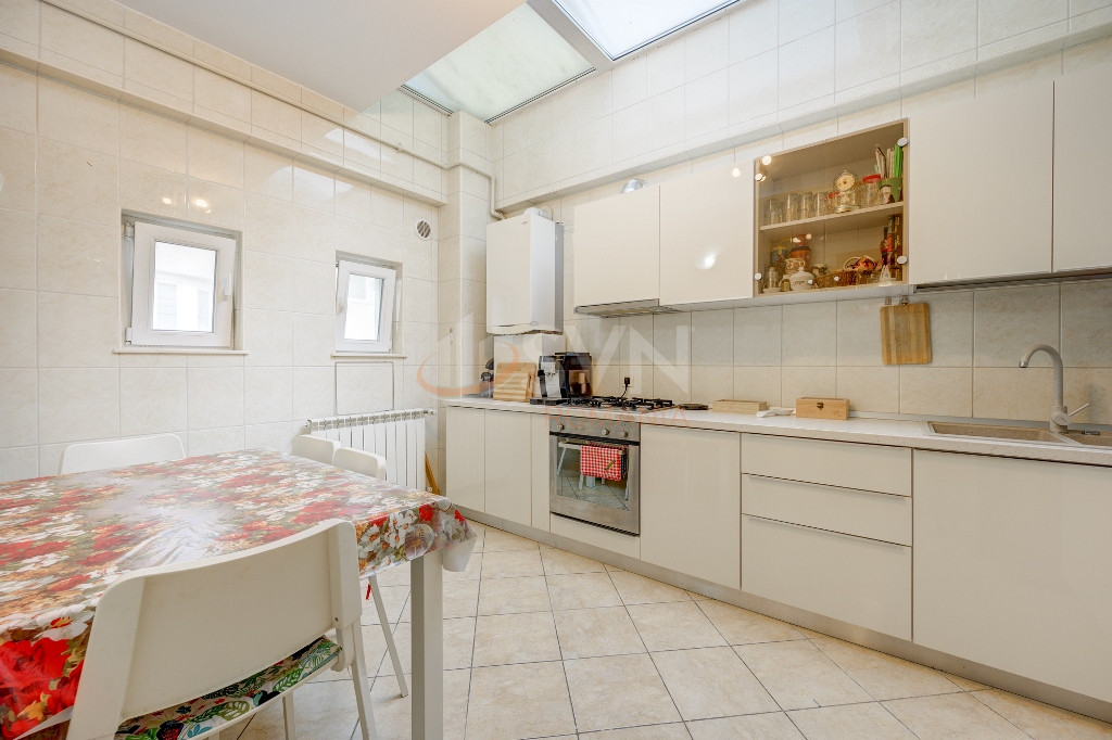 Apartament, 4 camere Bucuresti/Floreasca