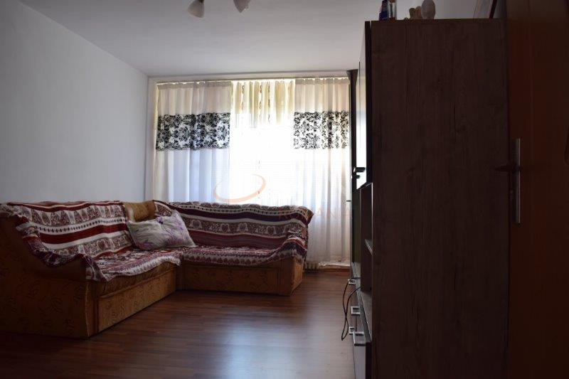 Apartament, 4 camere Bucuresti/Crangasi