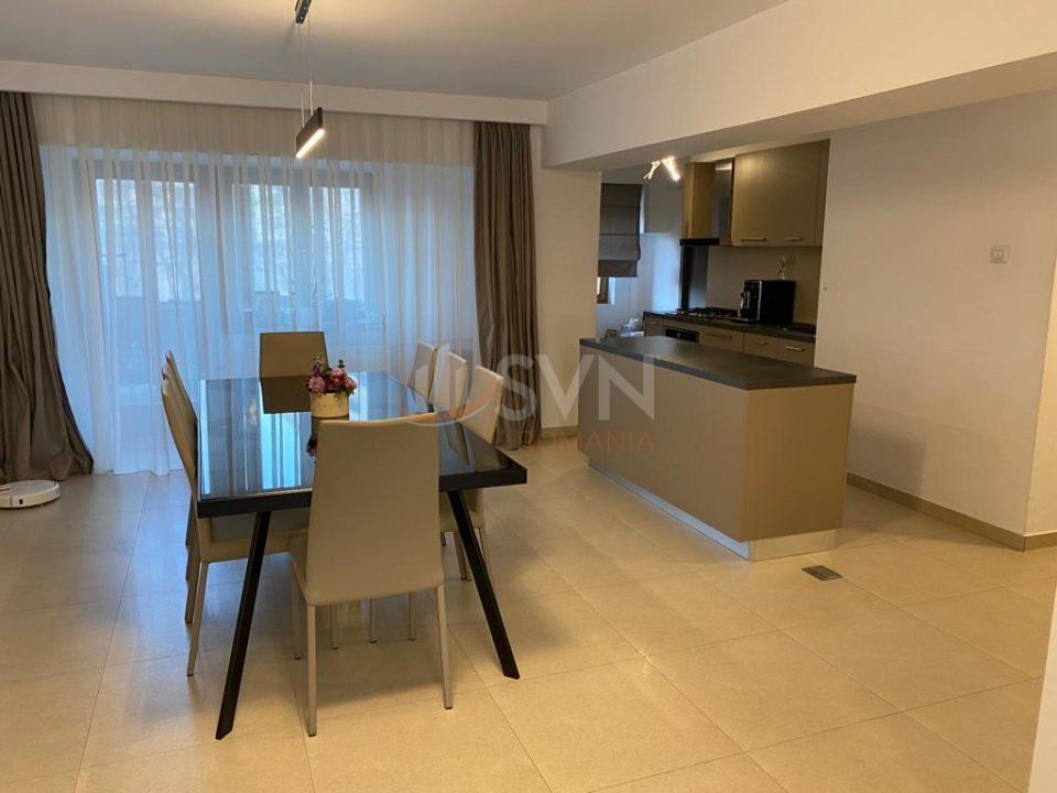 Apartament, 4 camere Bucuresti/Unirii (s3)