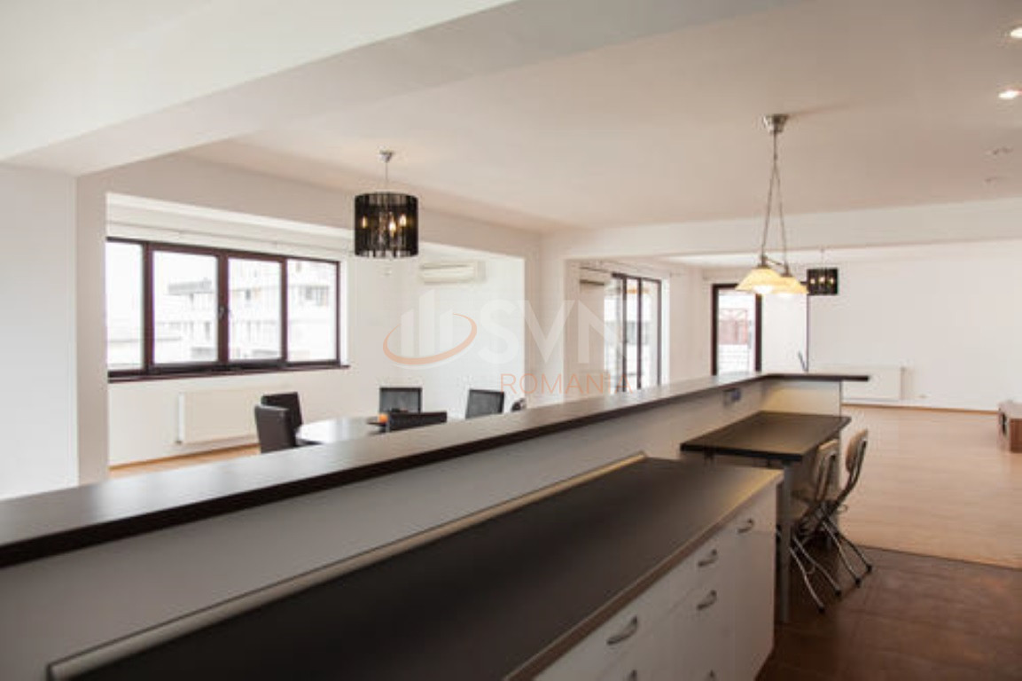 Apartament, 4 camere Bucuresti/Herastrau
