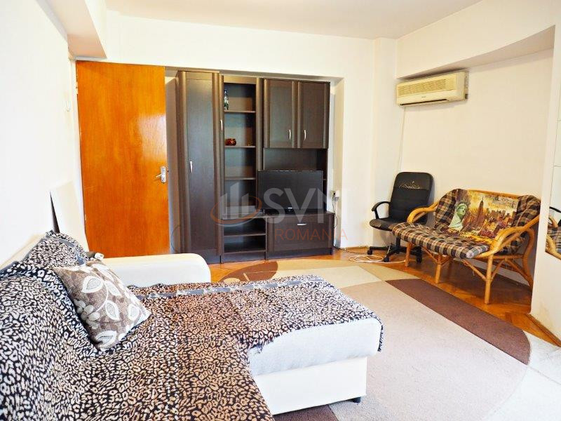 Apartament, 4 camere Bucuresti/Universitate (s2)