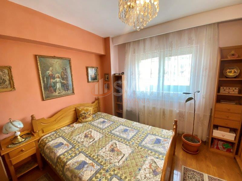 Apartament, 4 camere Bucuresti/Mosilor