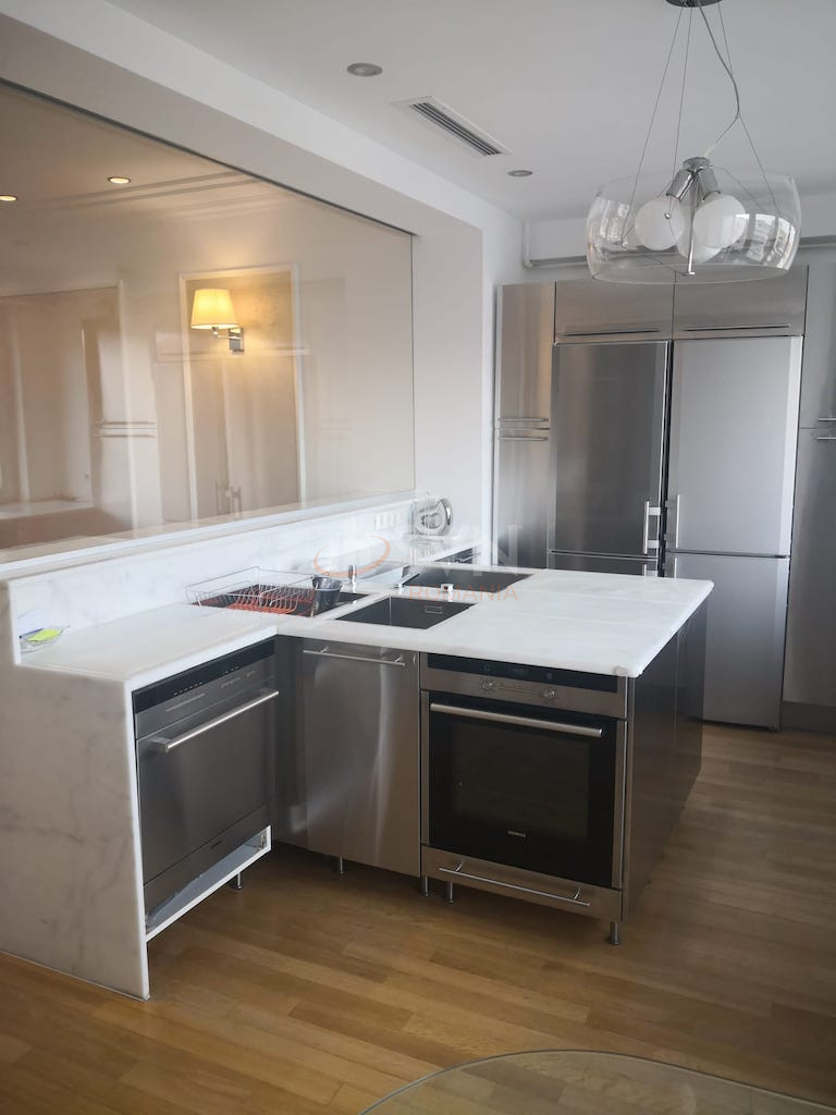 Apartament, 4 camere Bucuresti/Herastrau