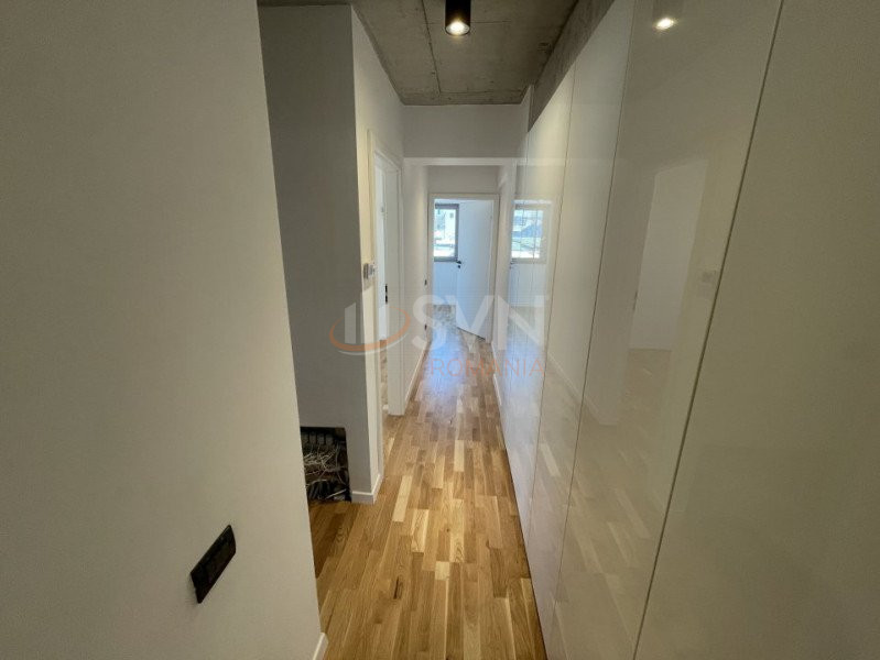 Apartament, 4 camere Bucuresti/Vatra Luminoasa