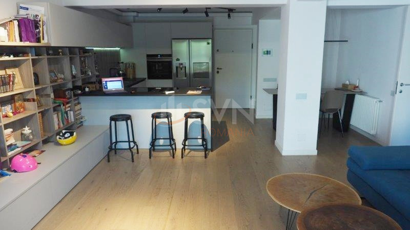 Apartament, 4 camere Bucuresti/Timpuri Noi