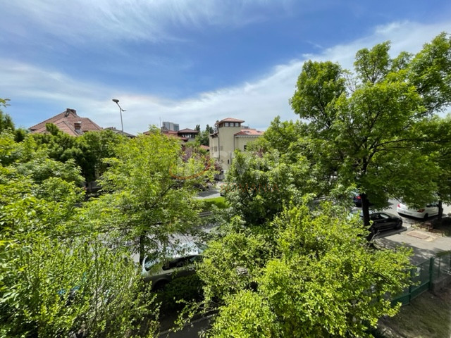 Apartament, 4 camere Bucuresti/Domenii