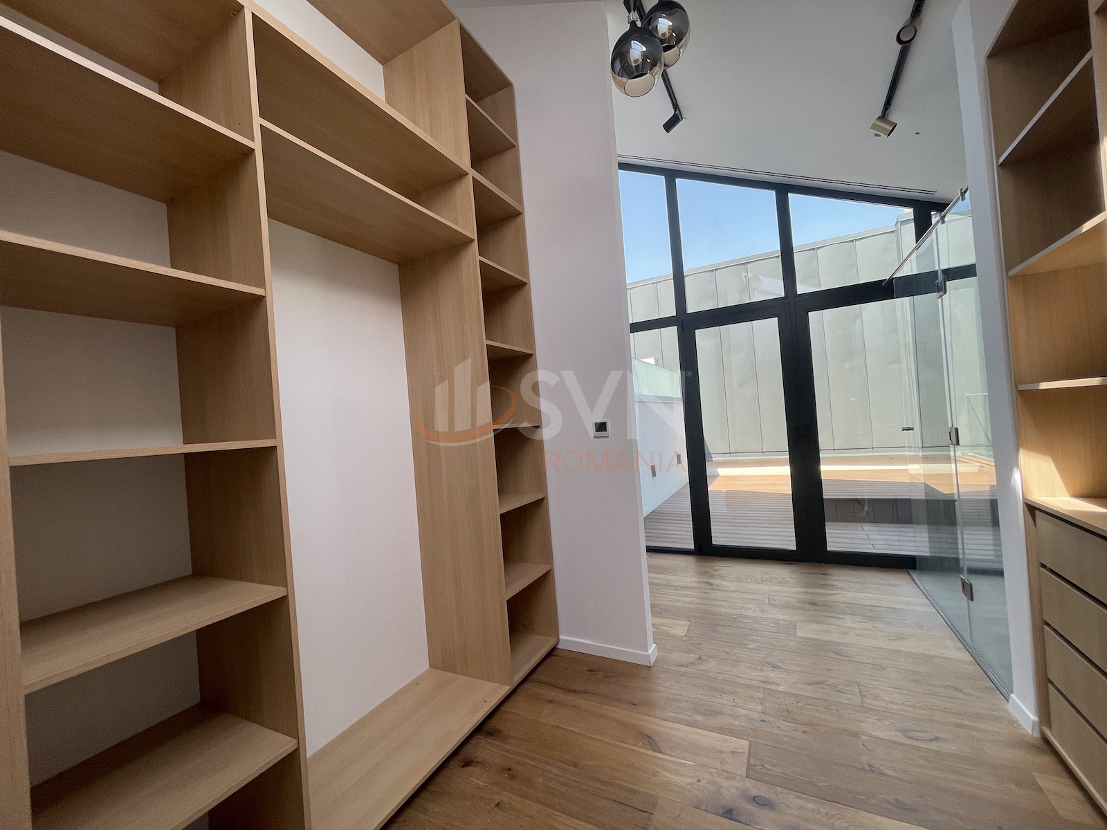 Apartament, 4 camere Bucuresti/Baneasa