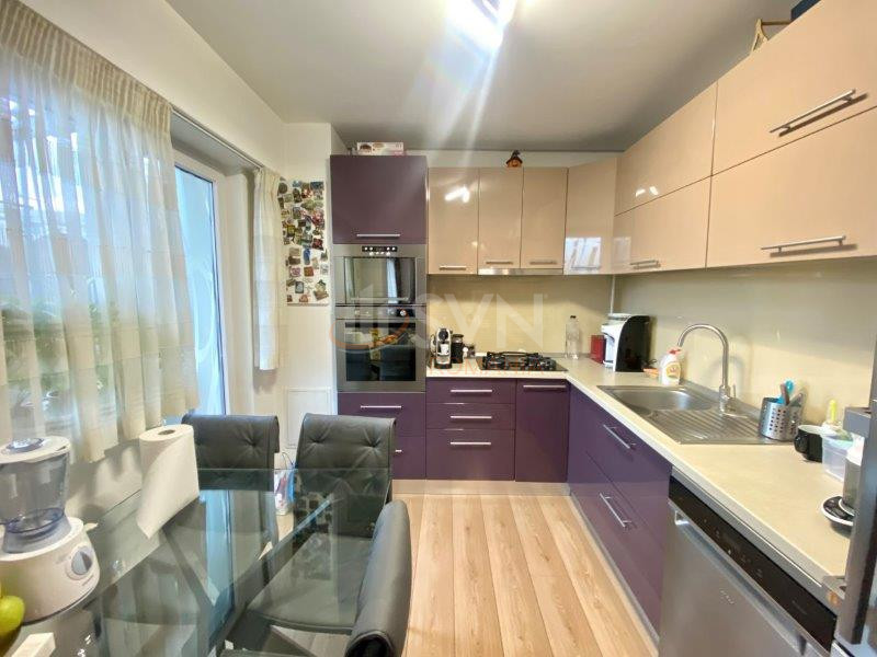 Apartament, 4 camere Bucuresti/Aviatiei