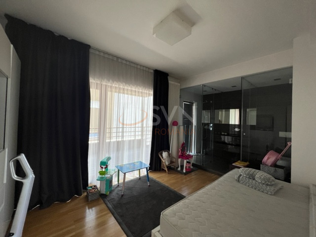 Apartament, 4 camere Cluj/Andrei Muresanu