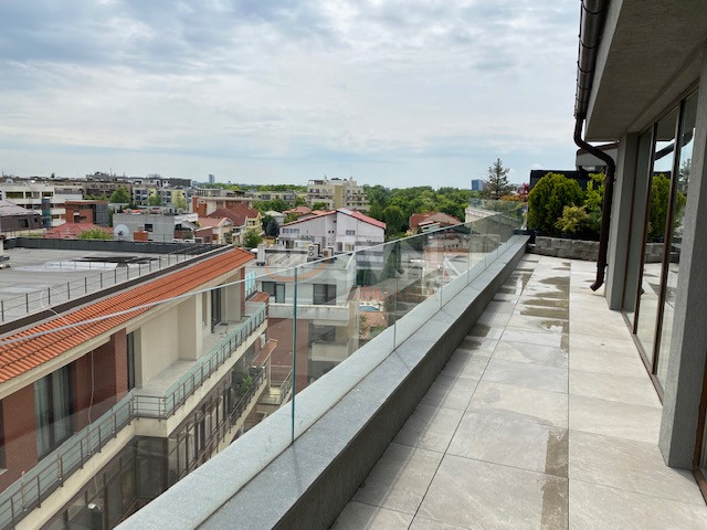 Apartament, 4 camere Bucuresti/Nordului