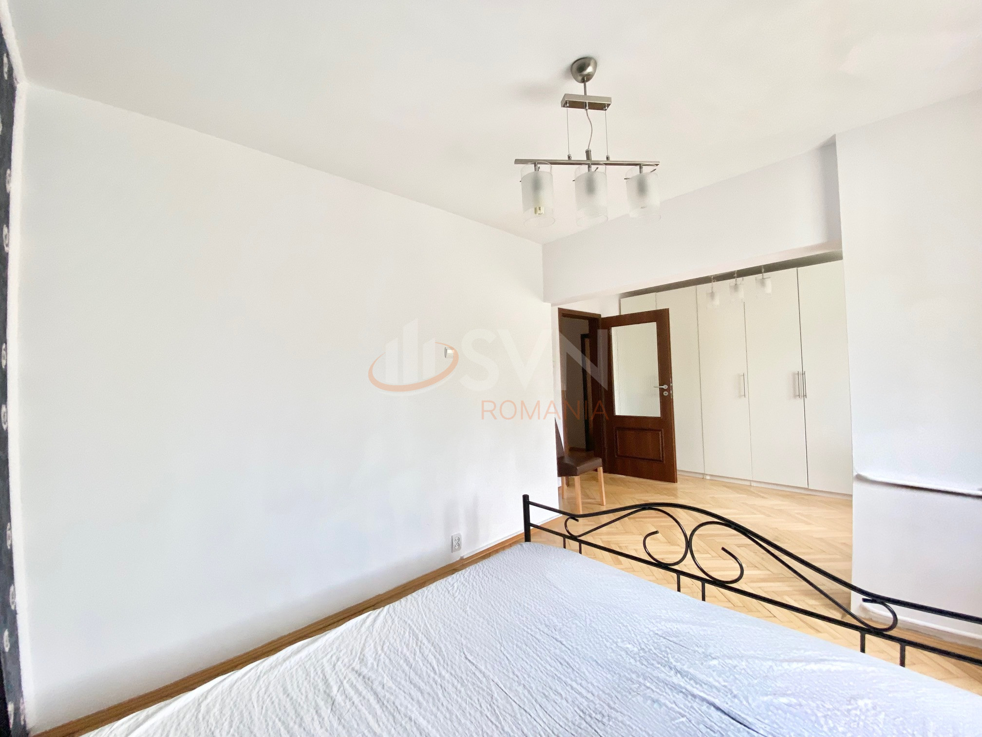 Apartament, 4 camere Bucuresti/Aviatiei