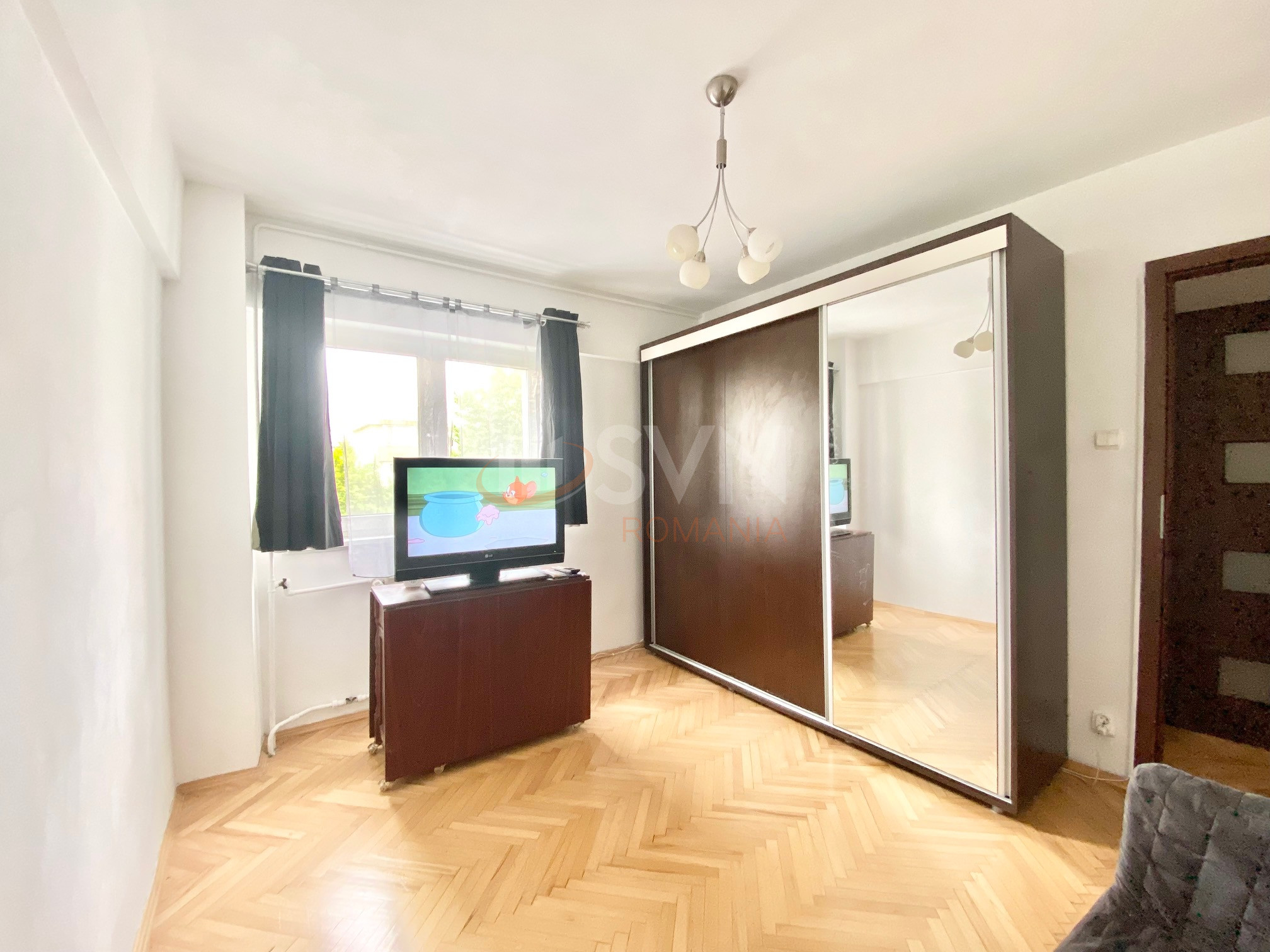 Apartament, 4 camere Bucuresti/Aviatiei