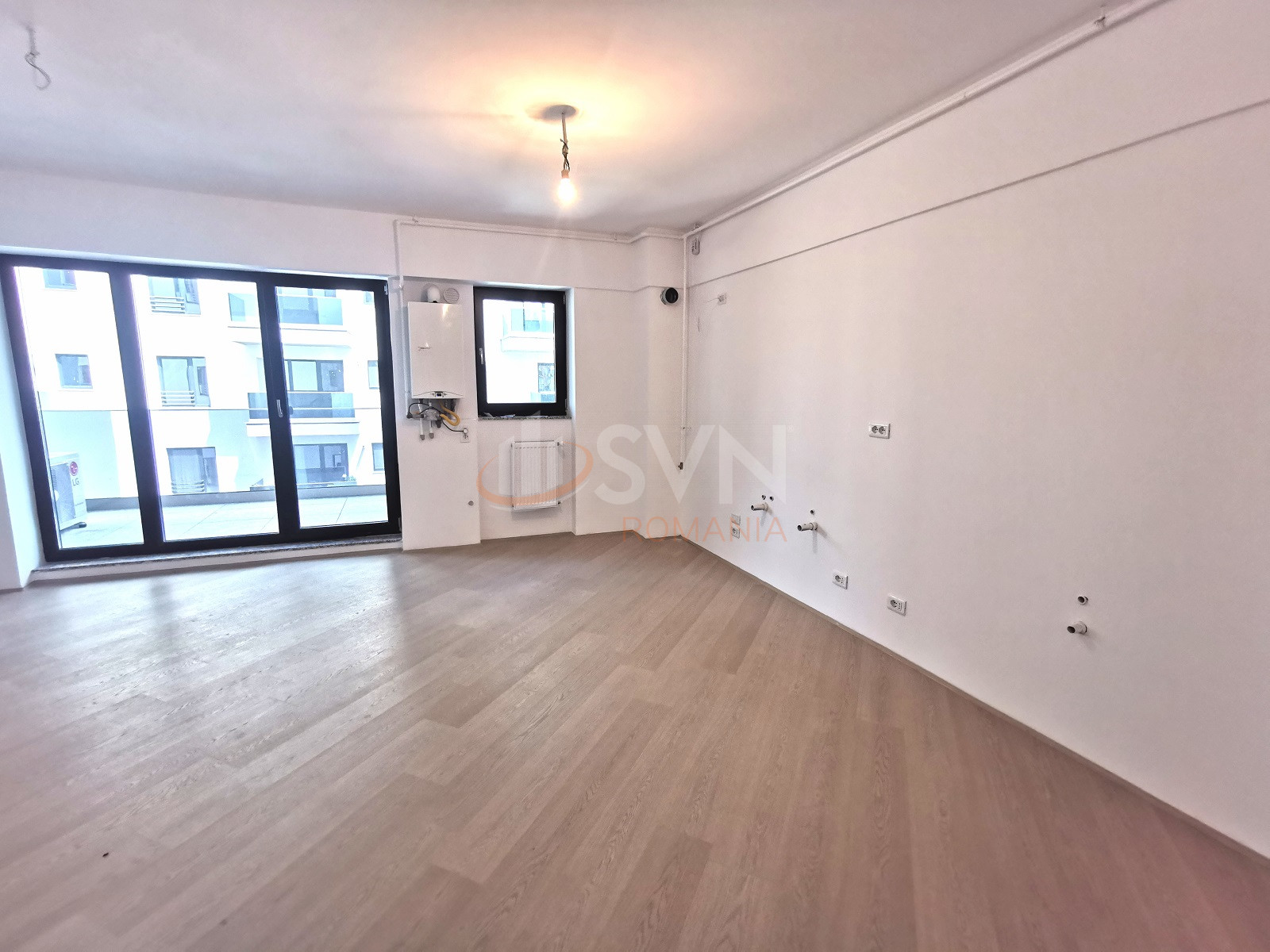 Apartament, 4 camere Bucuresti/Vacaresti