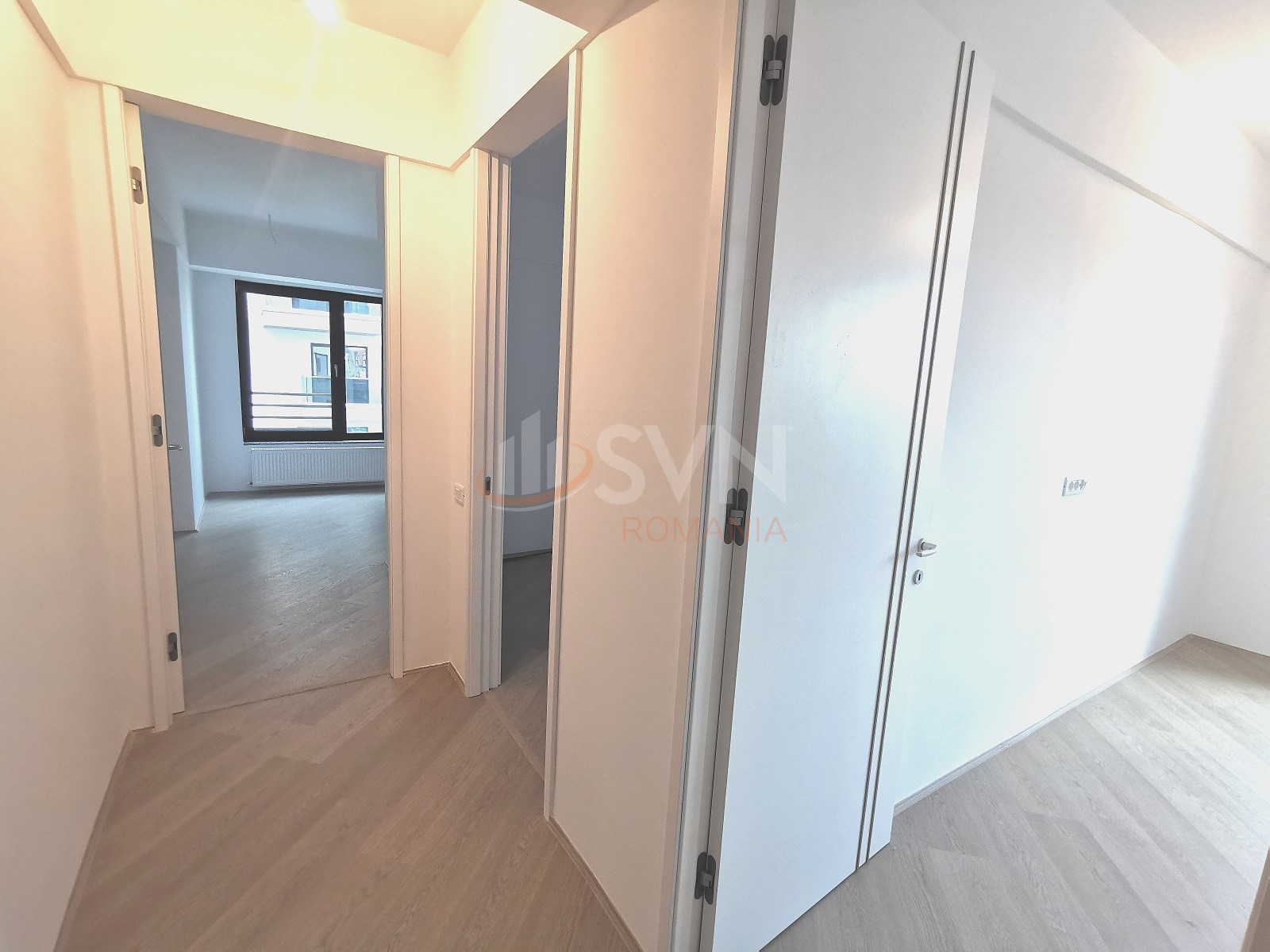 Apartament, 4 camere Bucuresti/Vacaresti