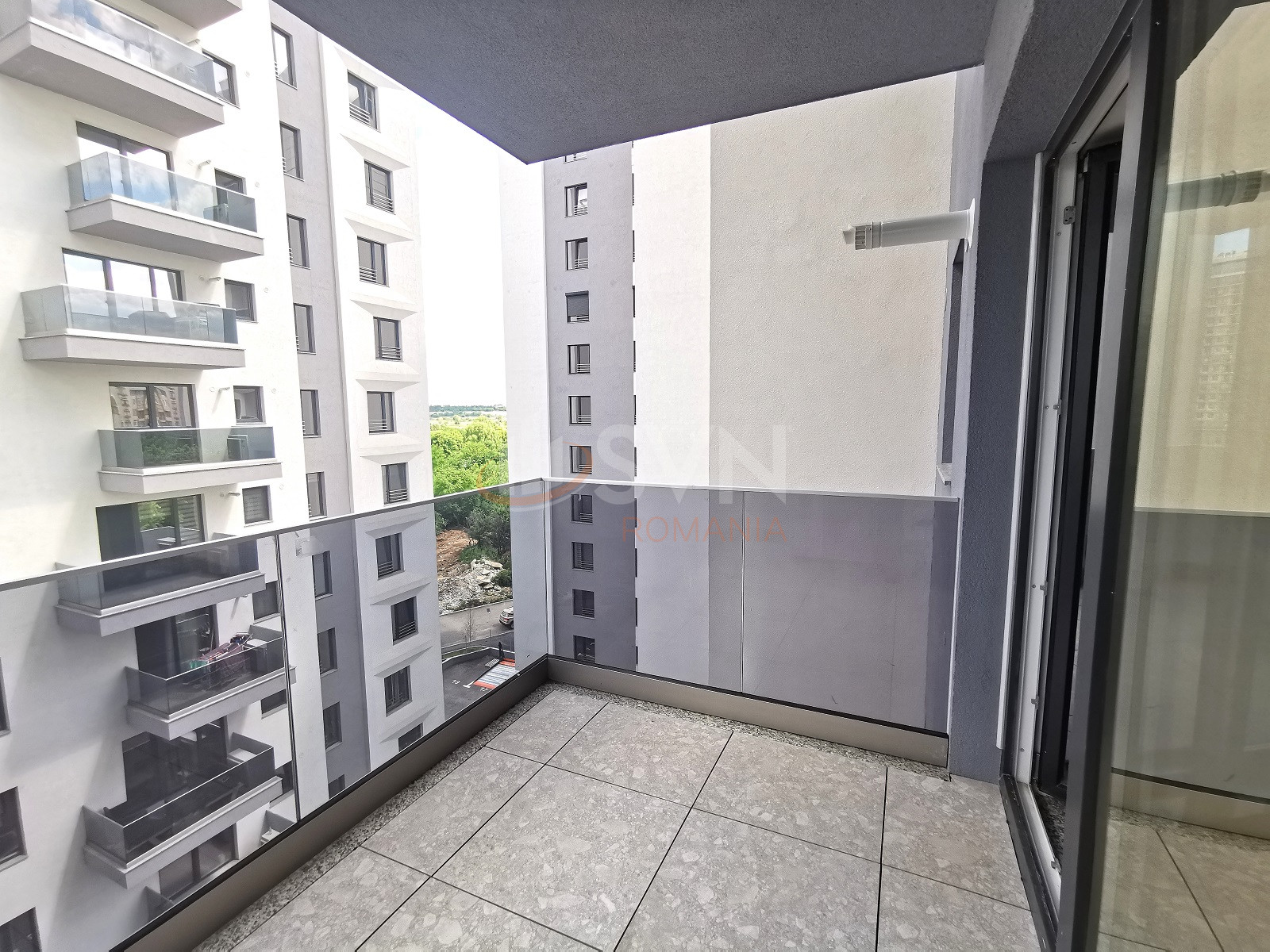 Apartament, 4 camere Bucuresti/Vacaresti