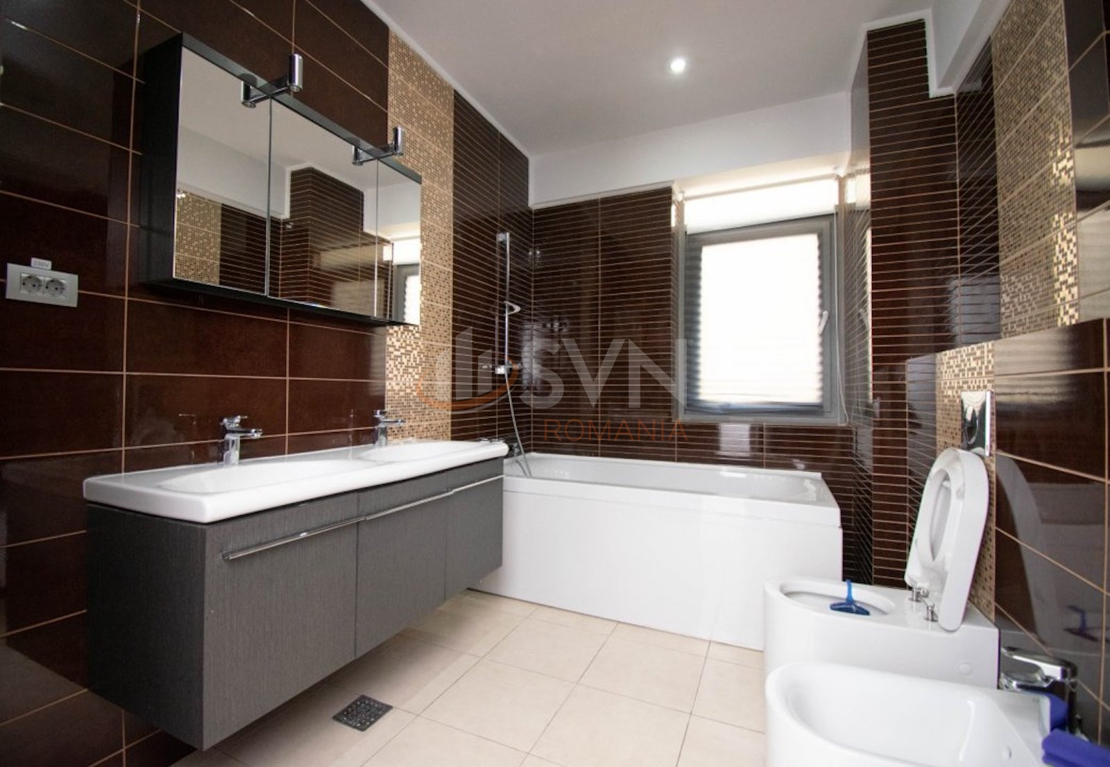Apartament, 4 camere Bucuresti/Aviatorilor