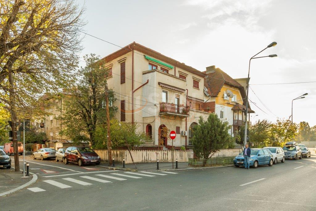 Apartament, 4 camere Bucuresti/Cotroceni
