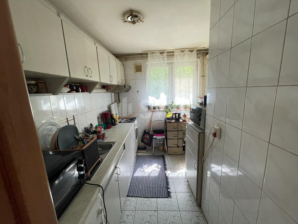 Apartament, 4 camere Bucuresti/Titan