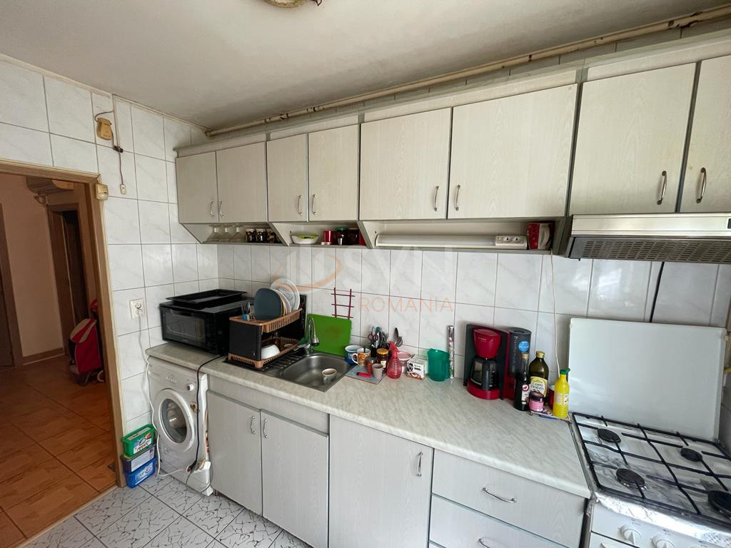 Apartament, 4 camere Bucuresti/Titan