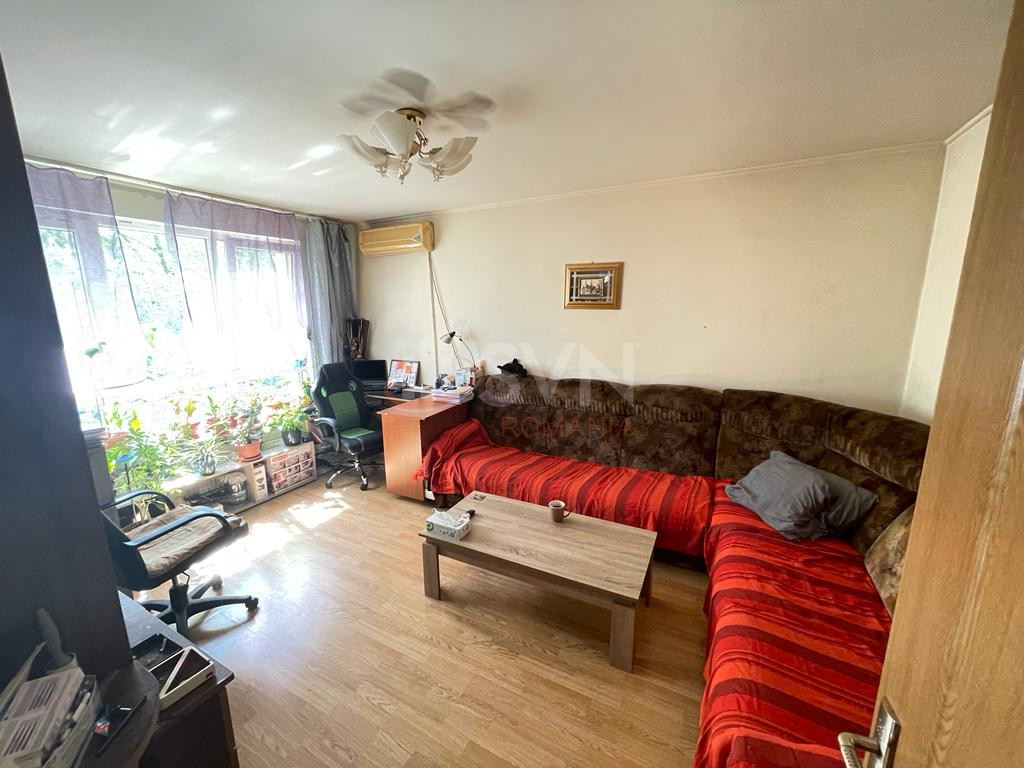 Apartament, 4 camere Bucuresti/Titan