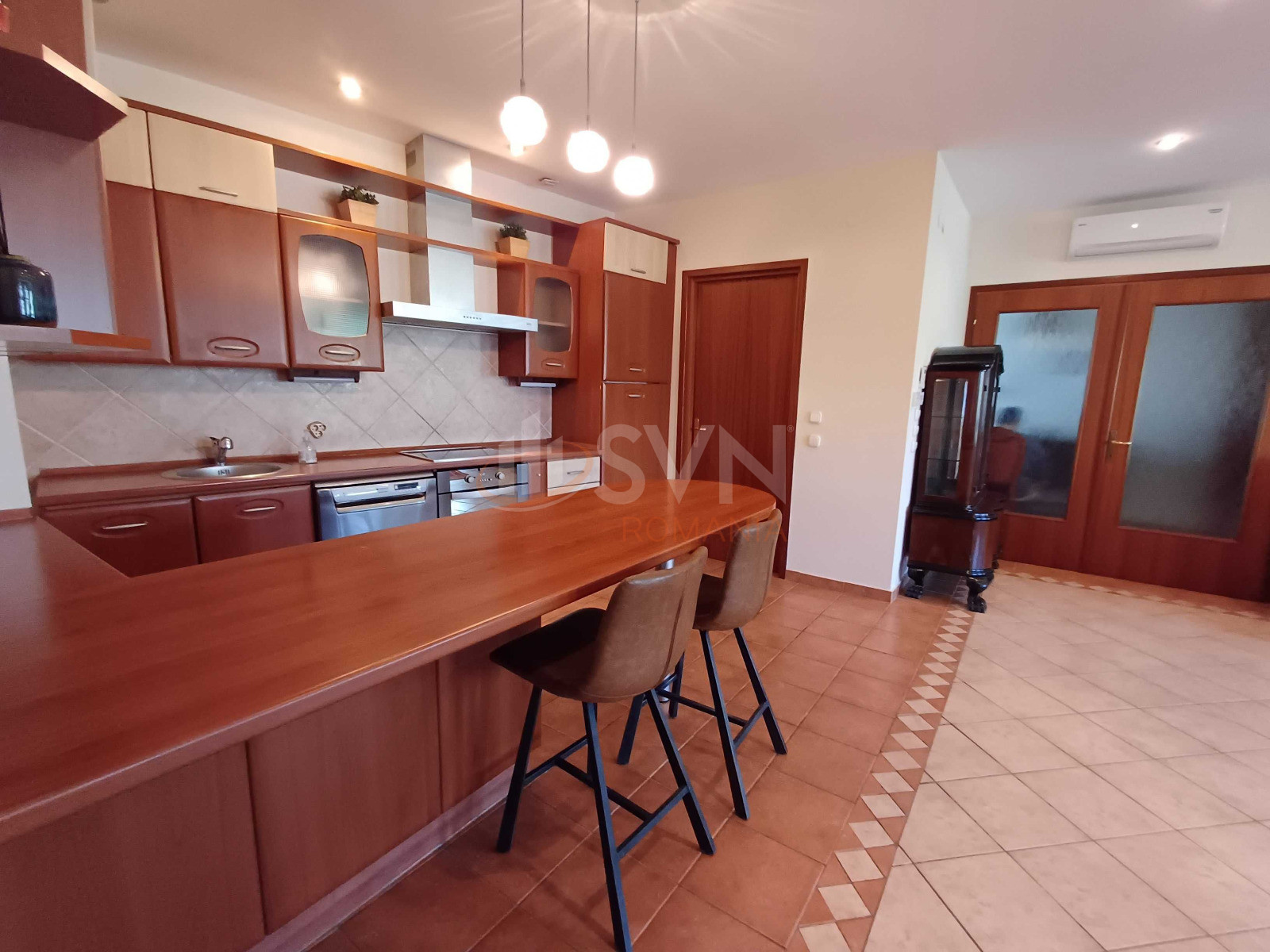 Apartament, 4 camere Bucuresti/Batistei