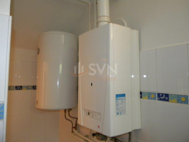 Apartament, 4 camere Bucuresti/Televiziune