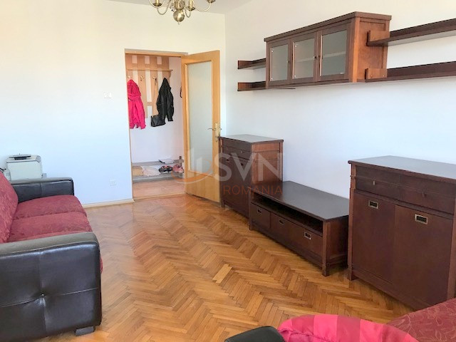 Apartament, 4 camere Bucuresti/Giurgiului