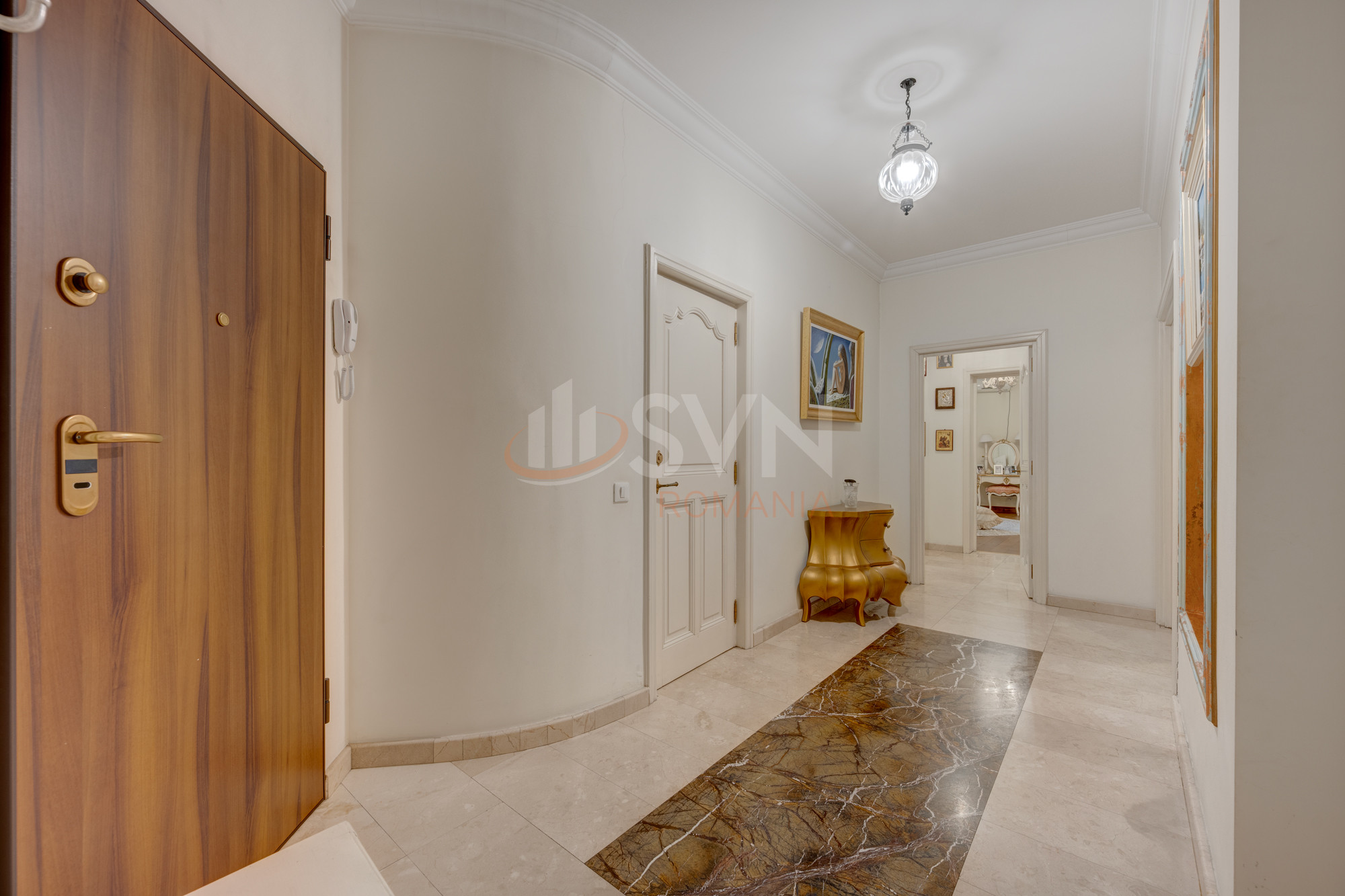 Apartament, 4 camere Bucuresti/Primaverii