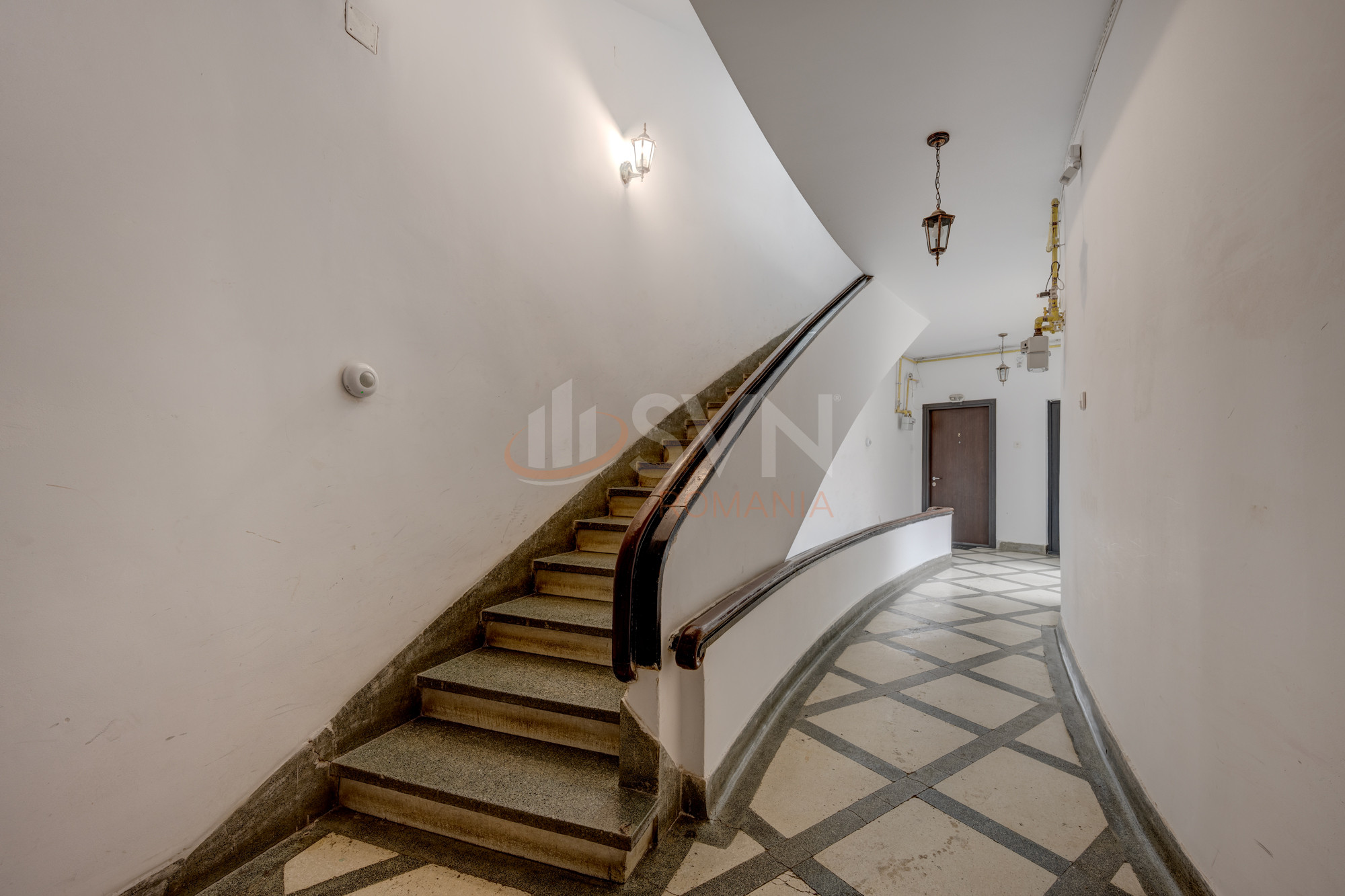 Apartament, 4 camere Bucuresti/Primaverii