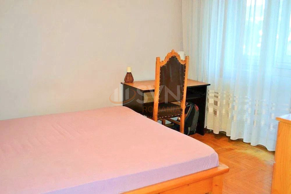 Apartament, 4 camere Bucuresti/Piata Victoriei
