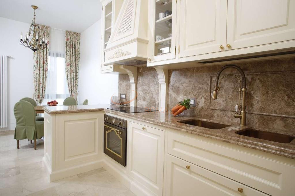 Apartament, 4 camere Bucuresti/Herastrau