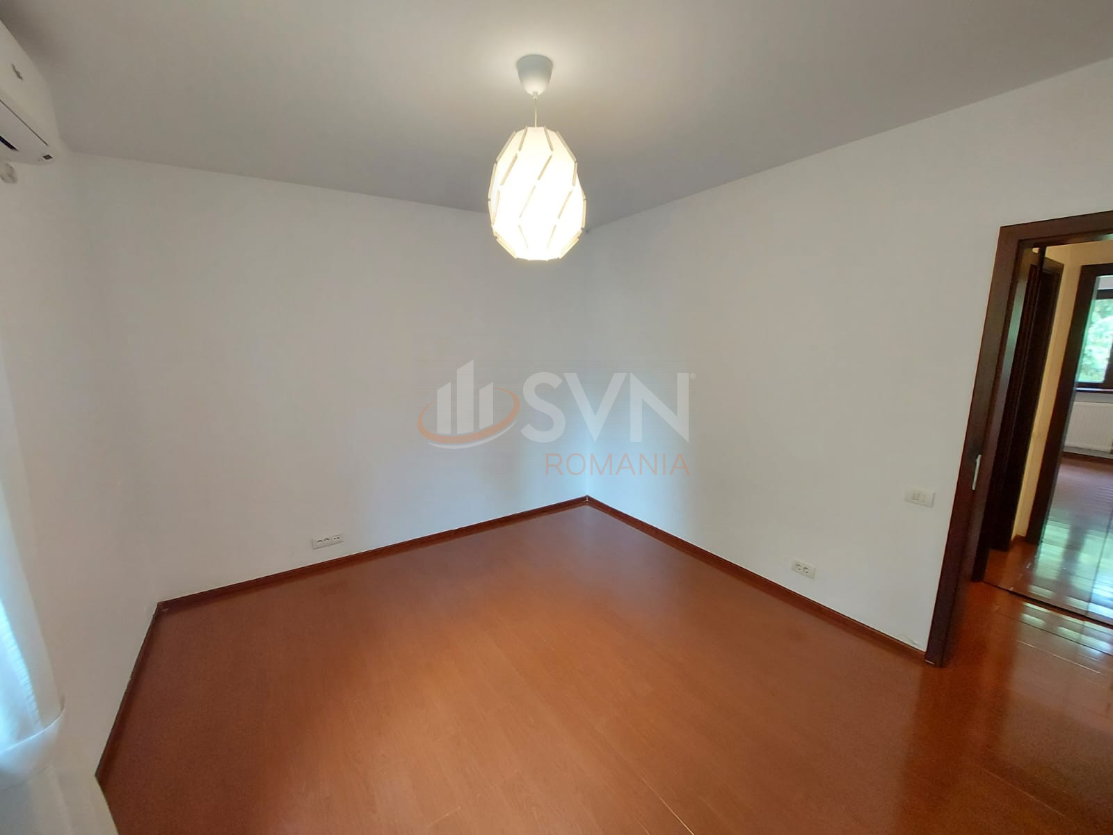 Apartament, 4 camere Bucuresti/Aviatorilor