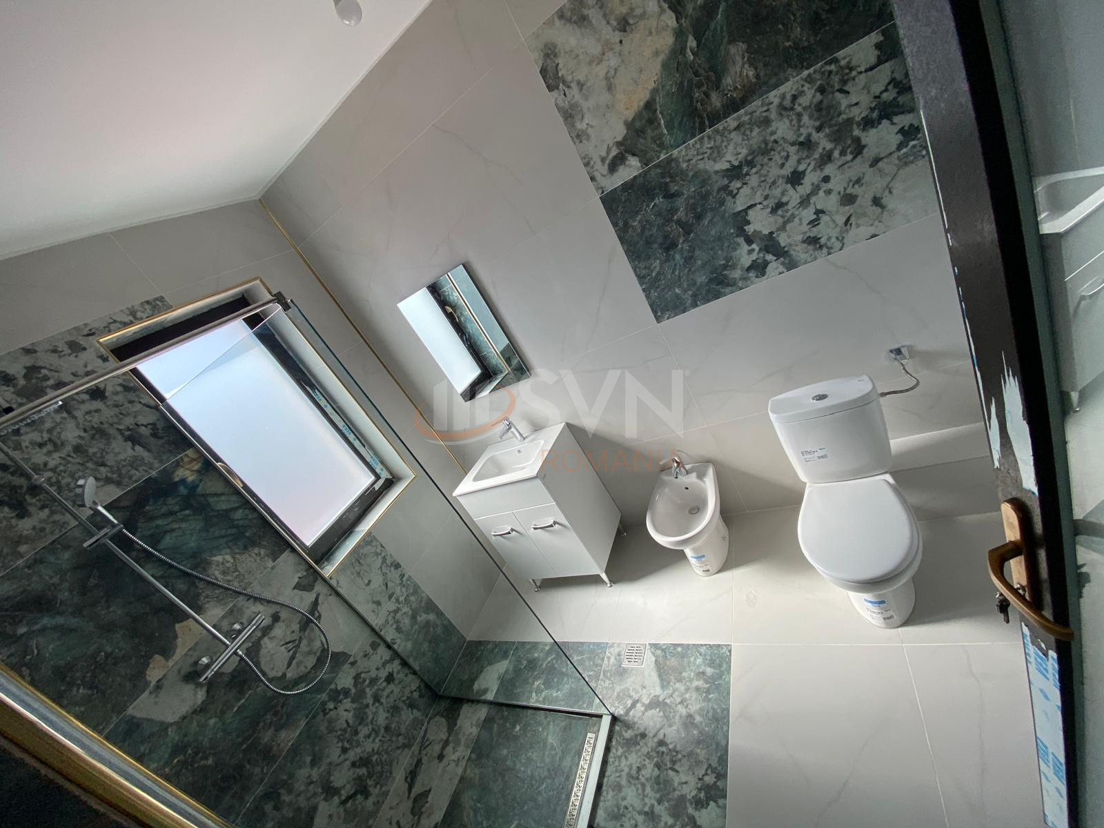 Apartament, 4 camere Bucuresti/Crangasi