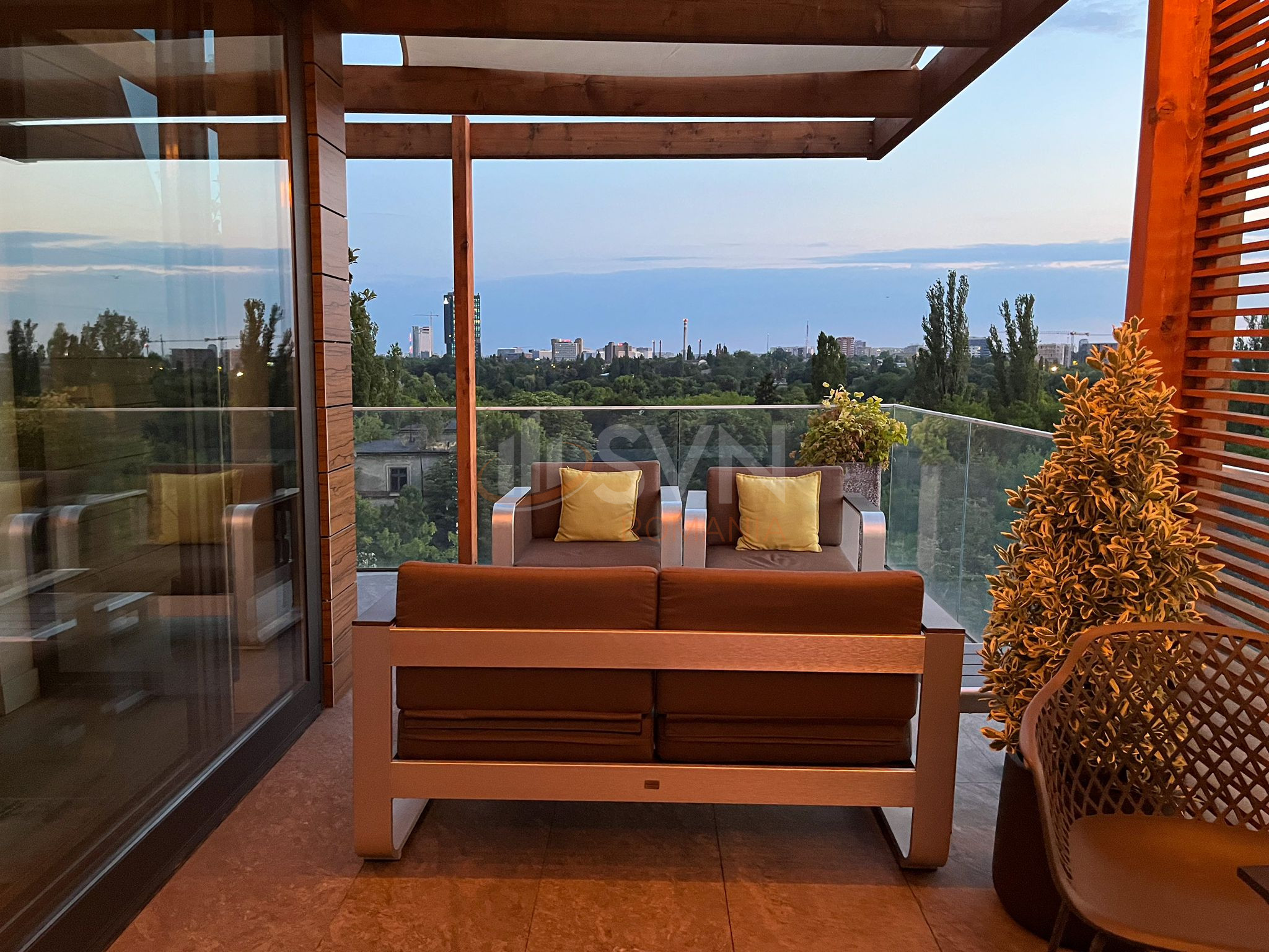 Apartament, 4 camere Bucuresti/Baneasa