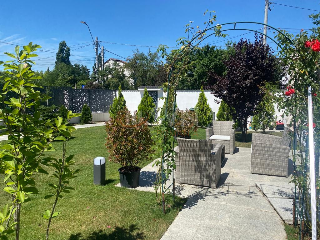 Apartament, 4 camere Bucuresti/Bucurestii Noi