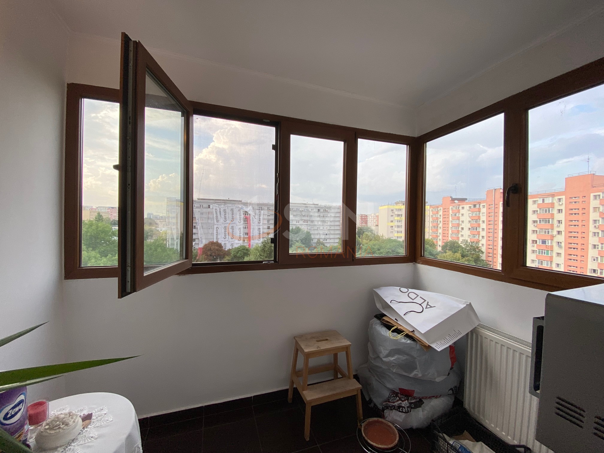 Apartament, 4 camere Bucuresti/Lacul Tei