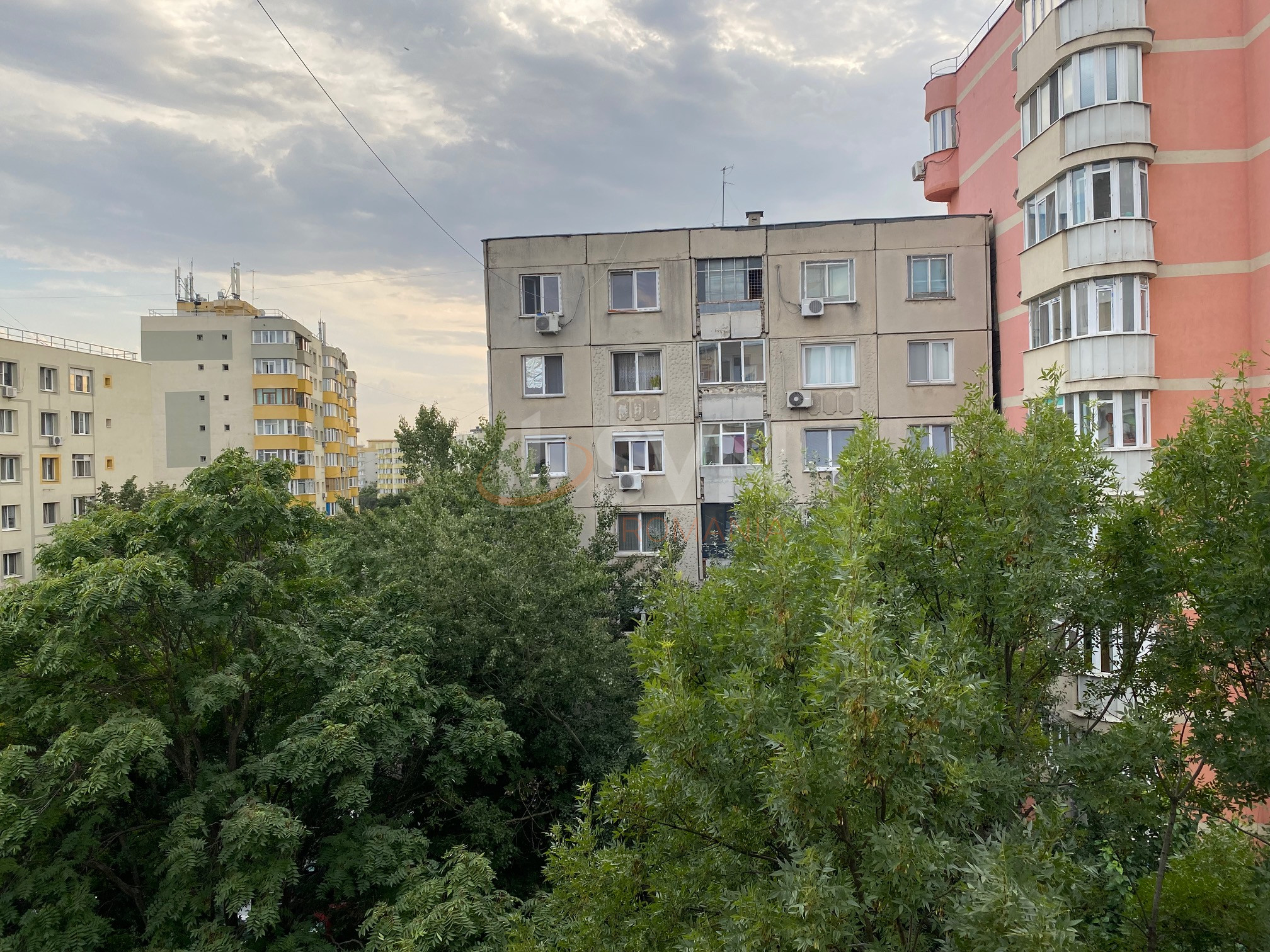 Apartament, 4 camere Bucuresti/Lacul Tei