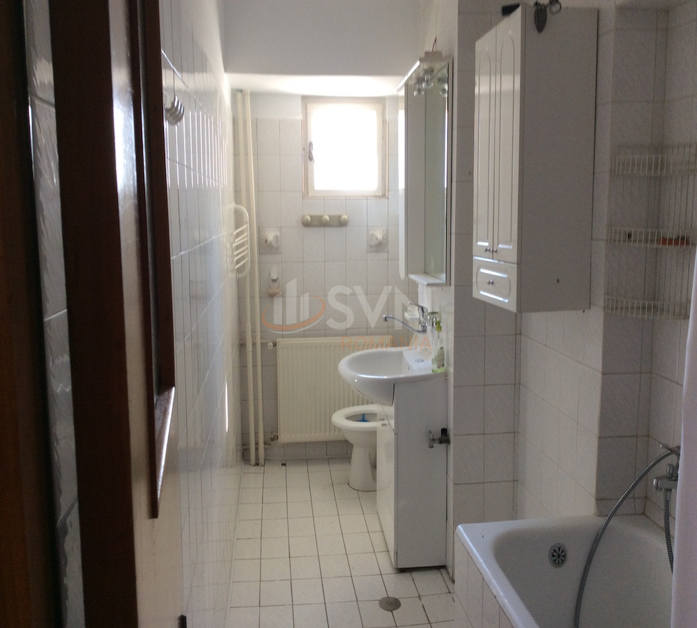 Apartament, 4 camere Bucuresti/Piata Victoriei
