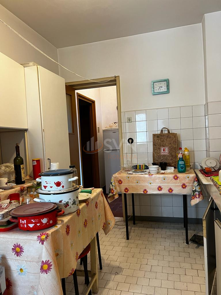Apartament, 4 camere Bucuresti/Calea Victoriei
