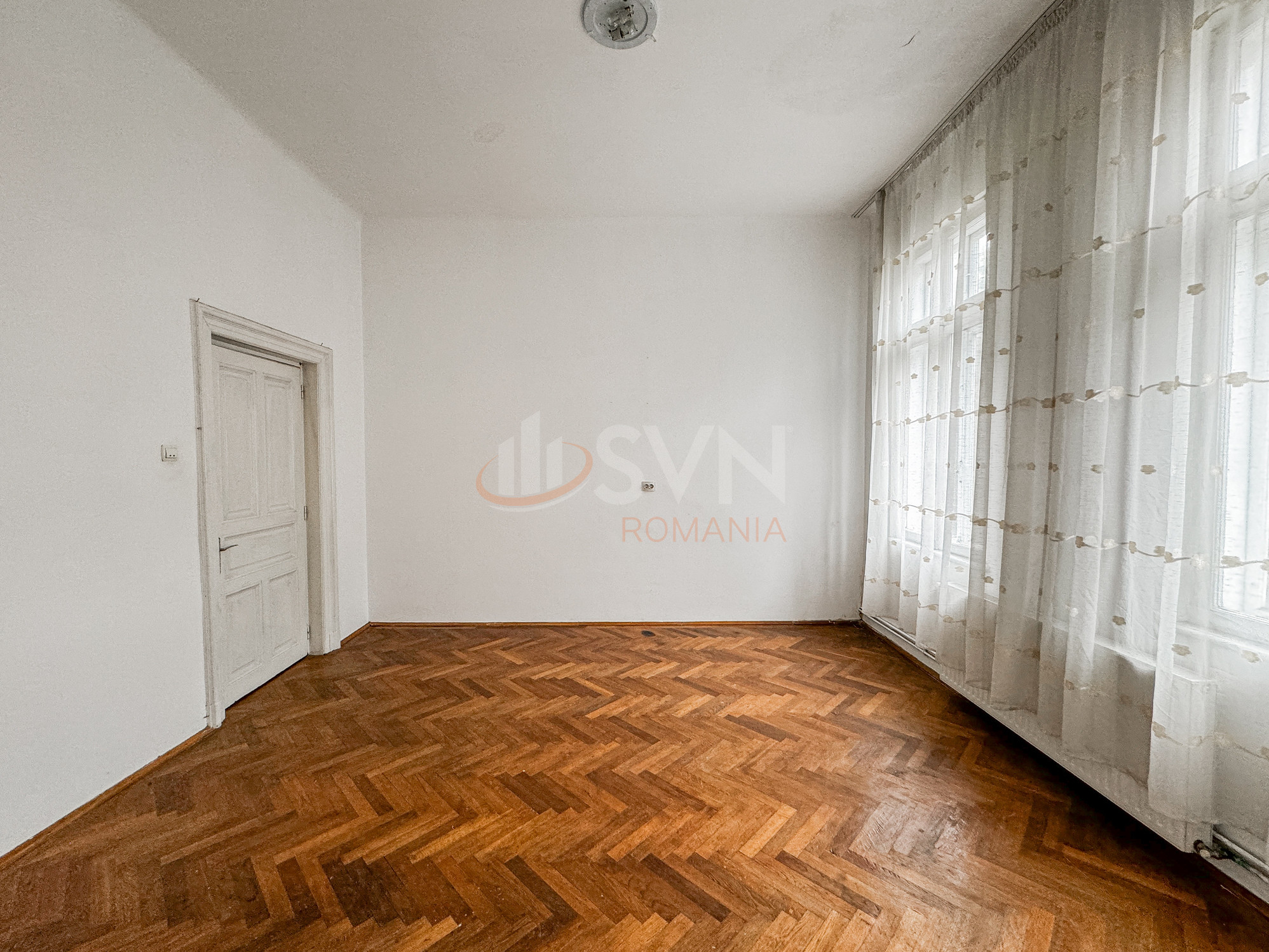 Apartament, 4 camere Bucuresti/Kogalniceanu