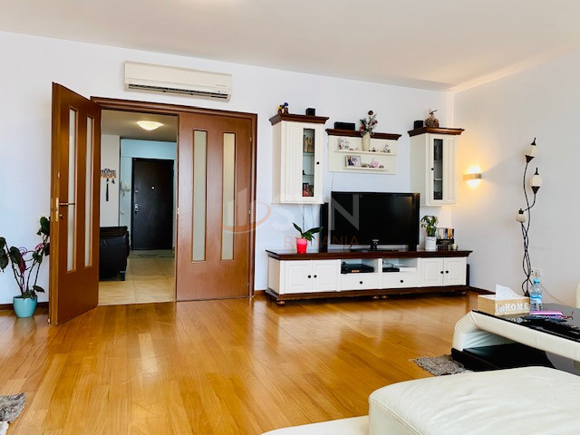 Apartament, 4 camere Bucuresti/Muncii